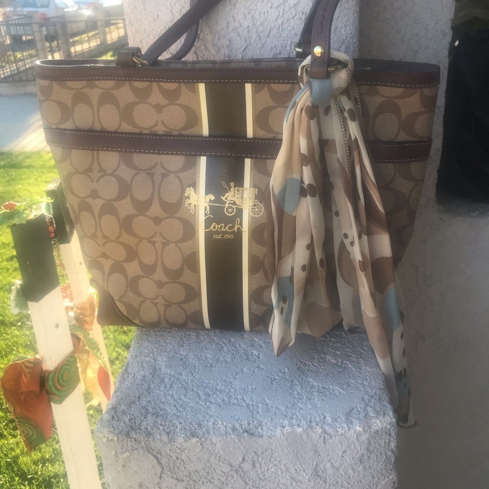 Coach purse